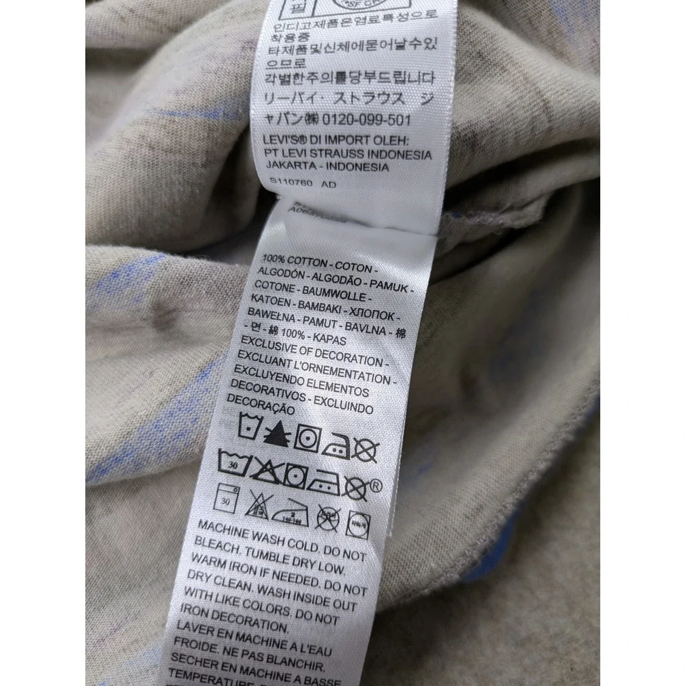 Levi's Red‎ Tab Vintage T-Shirt Size Small Relaxed Fit Mountain Line AOP Skater